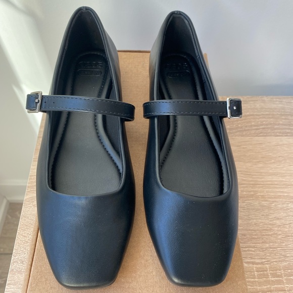 Black Ballet Shoes - Picture 3 of 7